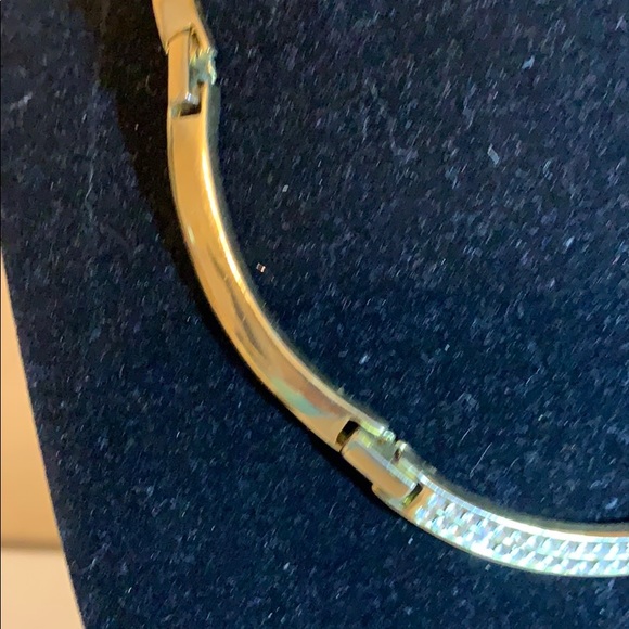 Gold Necklace with Rhinestones - Picture 3 of 5